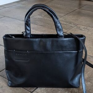 Radley Smooth Leather Crossbody Padded Double Handle Luxurious Chic Bag Black